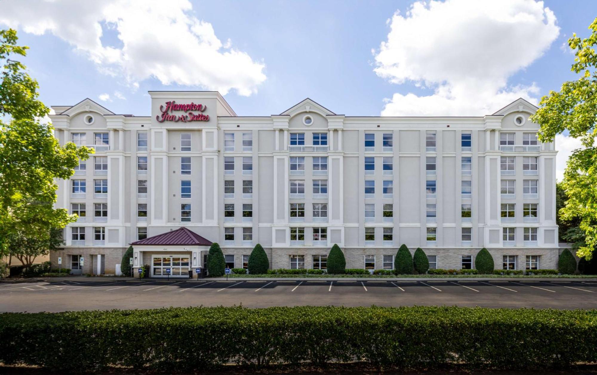 Hampton Inn & Suites Raleigh Cary Lenovo Center Eksteriør billede