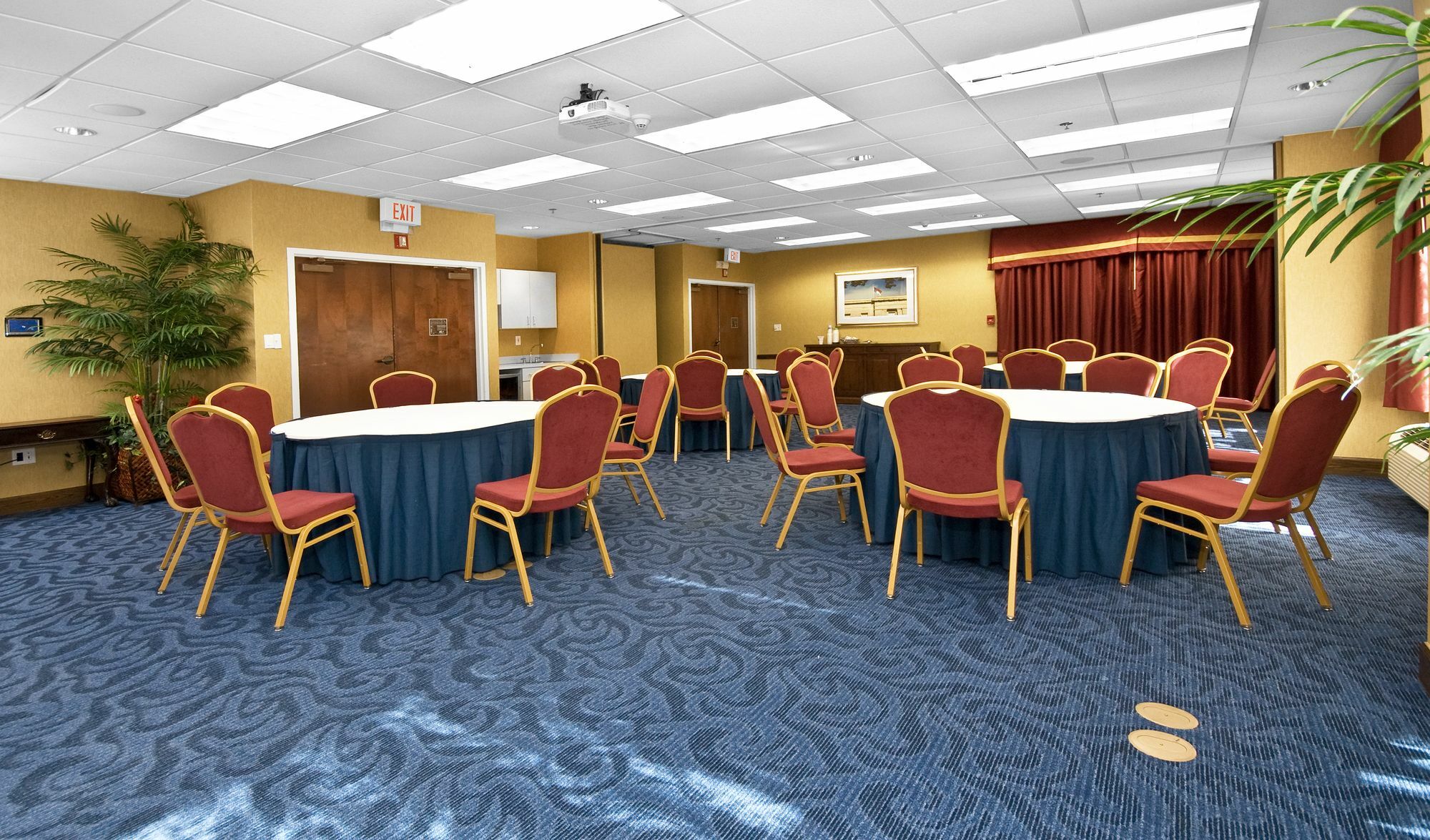 Hampton Inn & Suites Raleigh Cary Lenovo Center Business billede